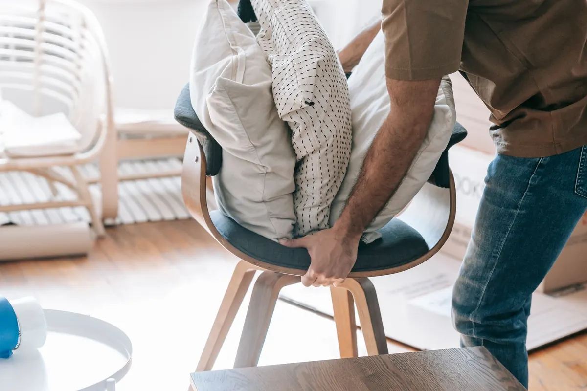 Office Chair Checklist for Renters: What to Check Before Buying